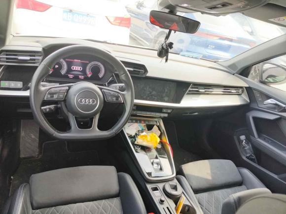 [上海·沪E] 二手奥迪奥迪A32021款 A3L Limousine 35 TFSI 豪华运动型