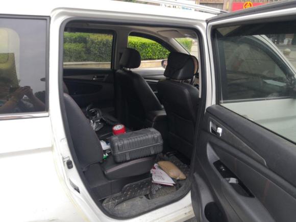 [湖州·苏E] 二手长安凯程长安欧尚A6002016款 1.5L 手动豪华型7座