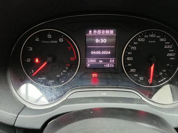 [武汉·鄂A] 二手奥迪奥迪A32015款 Limousine 35 TFSI 百万纪念舒享型