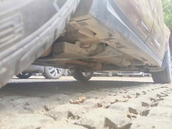 [深圳·粤B] 二手路虎揽胜极光2015款 2.0T 5门耀动版