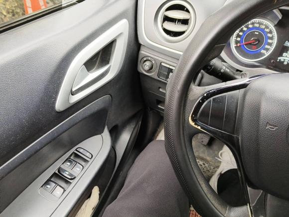 [合肥·皖A] 二手中华中华V32015款 1.5L 手动舒适型