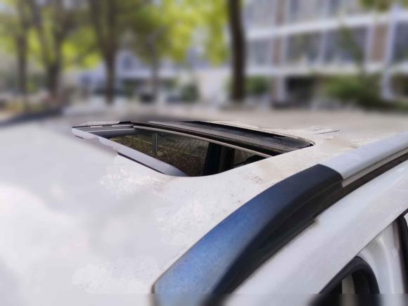 [无锡·鄂A] 二手长安凯程长安欧尚A6002016款 1.5L 手动豪华型7座