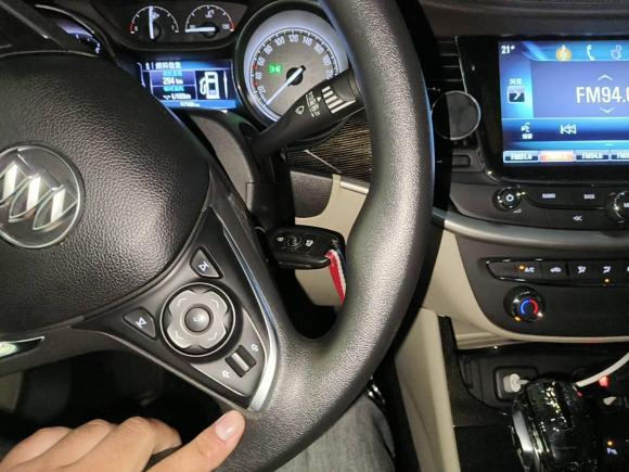 [成都·川A] 二手别克威朗2017款 三厢 15S 自动领先型