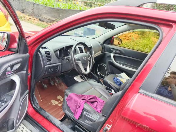 [成都·川A] 二手长安长安CS352016款 1.6L 手动豪华型 国IV