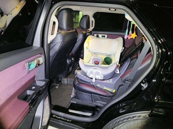 [芜湖·皖B] 二手福特探险者2023款 EcoBoost 285 四驱钛金版 7座