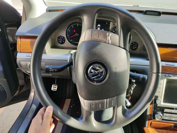 [南通·苏F] 二手大众辉腾2012款 3.0L 商务型