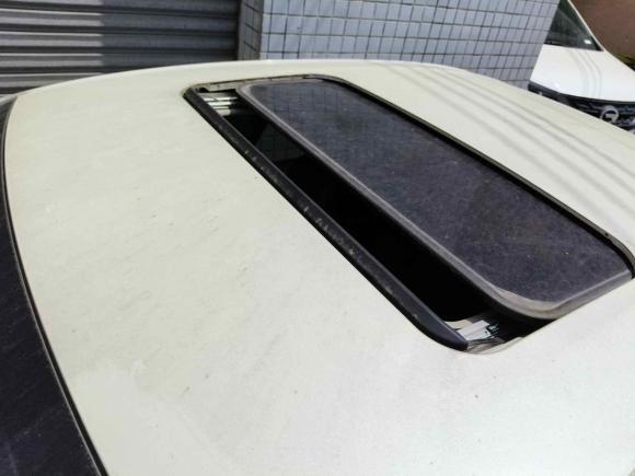 [广州·鄂D] 二手标致标致4082015款 1.2T 自动豪华版