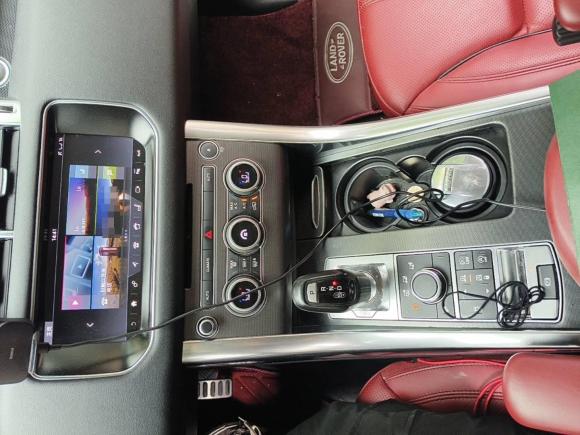 [武汉·鄂A] 二手路虎揽胜运动版2017款 3.0 SC V6 HSE DYNAMIC