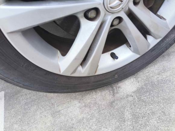 [深圳·粤S] 二手北汽幻速北汽幻速H32015款 1.5L 手动豪华型