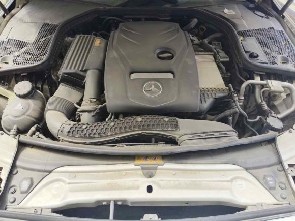 [西安·陕A] 二手奔驰奔驰C级2016款 C 200 4MATIC 轿跑版