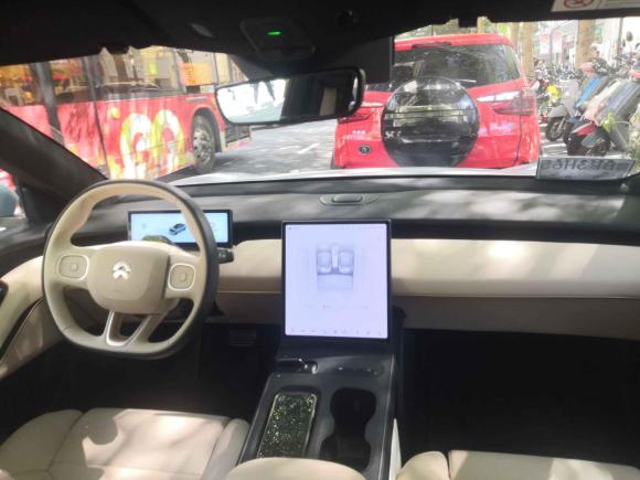 [深圳·粤B] 二手蔚来蔚来ET52022款 100kWh
