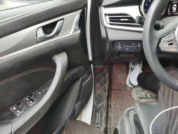 [温州·浙C] 二手长安逸动2018款 1.6L GDI 手动时尚型