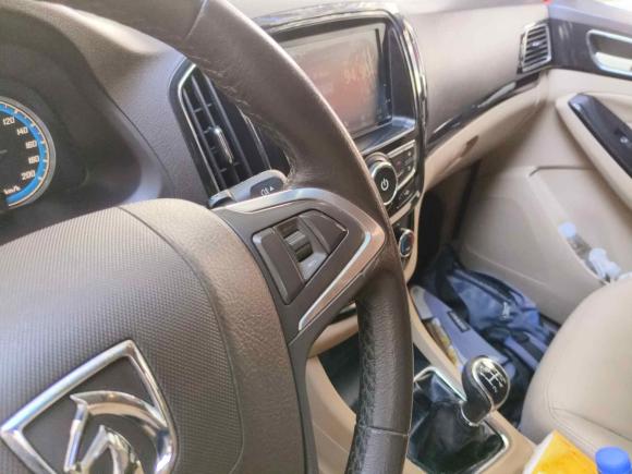 [杭州·豫P] 二手宝骏宝骏7302014款 1.5L 手动豪华导航ESP版 7座