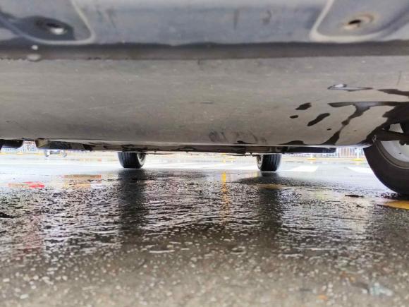 [深圳·粤B] 二手荣威荣威Ei52018款 互联网豪华版