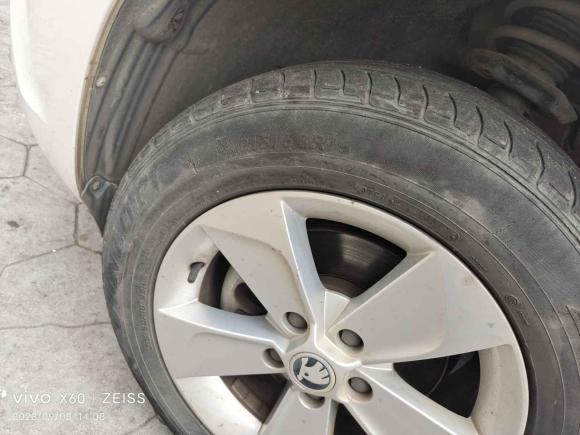 [武汉·鄂A] 二手斯柯达Yeti2017款 TSI280 DSG前行版