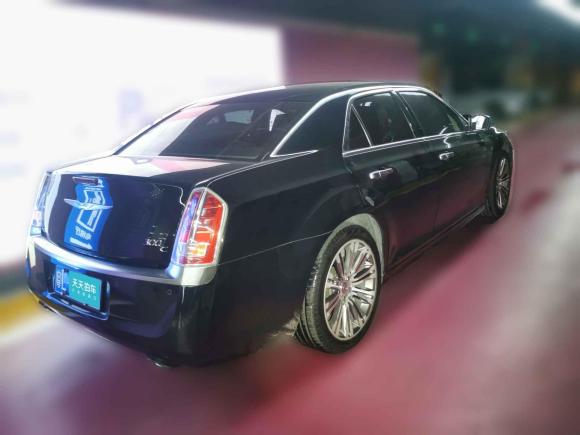 [广州·粤L] 二手克莱斯勒克莱斯勒300C2014款 3.0L 卓越版