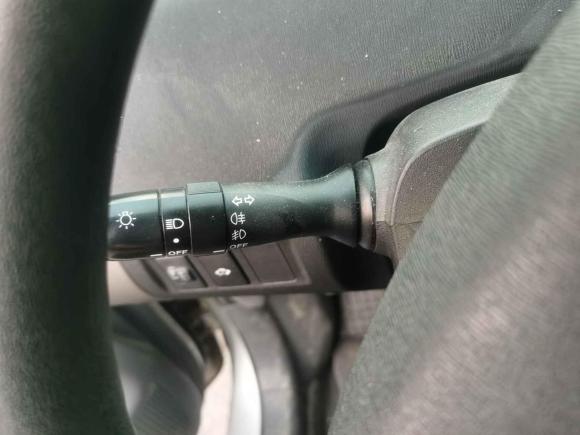 [武汉·鄂A] 二手丰田普锐斯2005款 1.5L 织物座椅版