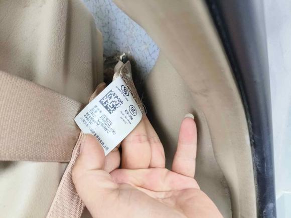 [无锡·苏B] 二手别克别克GL82014款 2.4L 经典版