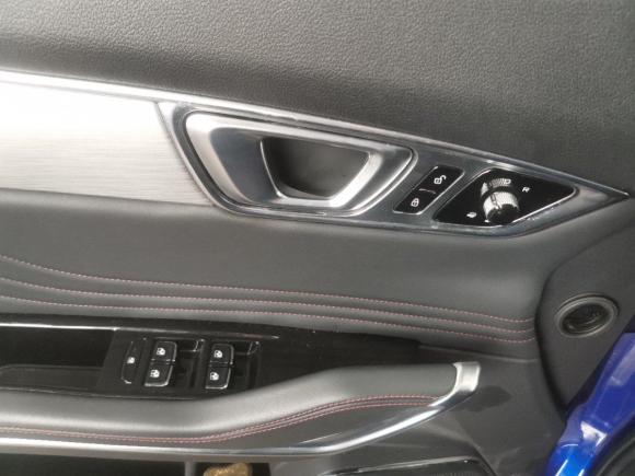 [广州·新A] 二手奔腾奔腾T992020款 20TD 自动尊享型