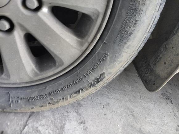 [青岛·鲁U] 二手金杯阁瑞斯2010款 2.4L-3代 尊领豪华型长轴9座9座4RB2