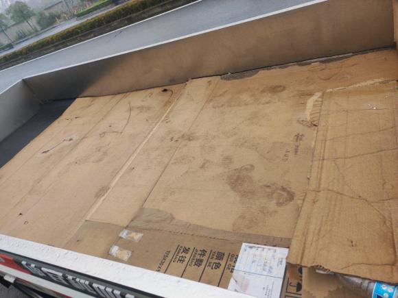 [上海·皖J] 二手长安跨越跨越者D52021款 1.6L舒适版单排栏板双后轮3750mm货箱DAM16KL