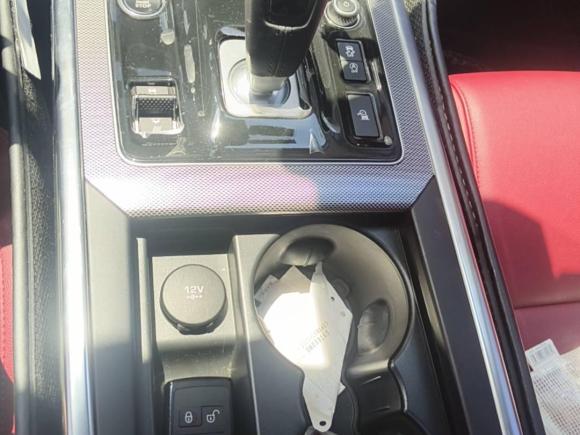 [常州·苏D] 二手捷豹捷豹XEL2020款 2.0T 200PS R-DYNAMIC S进取运动版