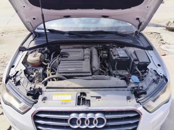 [台州·浙J] 二手奥迪奥迪A32016款 Limousine 35 TFSI 进取型