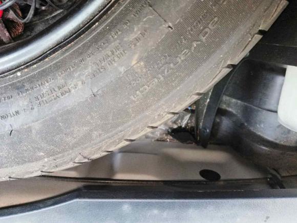 [杭州·浙A] 二手东风风行景逸X52016款 1.6L 手动尊享型