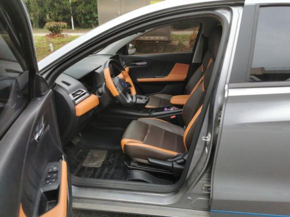 [南京·苏L] 二手比亚迪比亚迪e22021款 豪华型