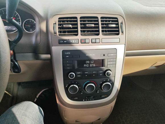 [合肥·皖A] 二手别克别克GL82014款 2.4L 舒适版