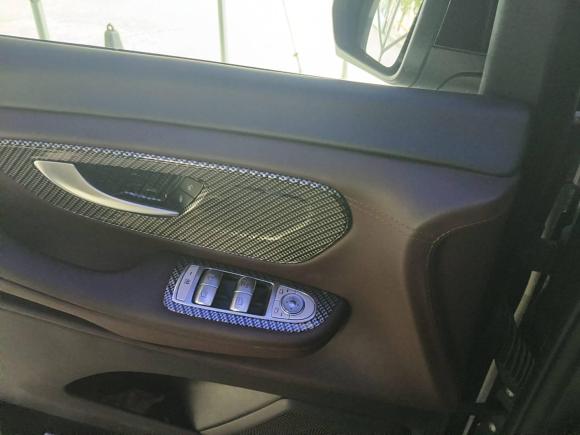 [上海·沪D] 二手奔驰奔驰V级2018款 V 260 L 尊贵加长版 国V