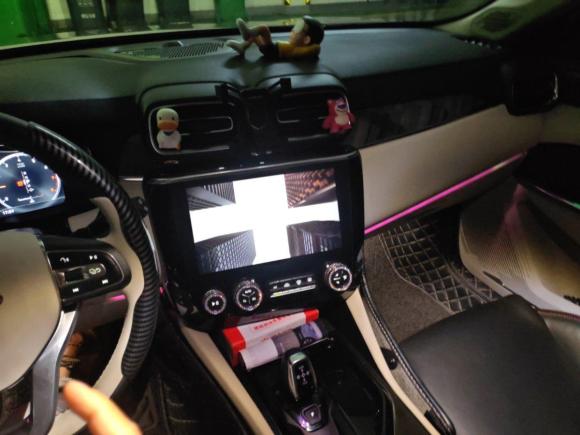 [武汉·鄂A] 二手领克领克022018款 1.5T DCT两驱耀Pro版 国V