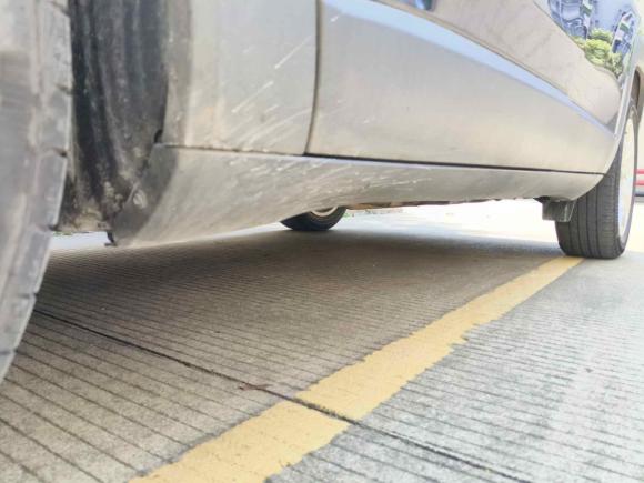 [佛山·粤E] 二手Jeep自由侠2018款 互联大屏版 180T 自动高能版