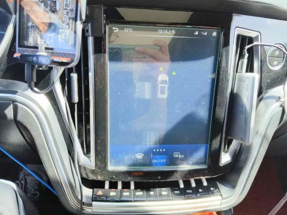 [南通·苏F] 二手众泰众泰T7002017款 1.8T 双离合尊贵型