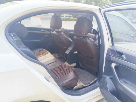 [西安·陕A] 二手大众朗逸2017款 1.6L 自动舒适版