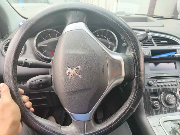 [金华·赣E] 二手标致标致30082015款 2.0L 自动潮流版