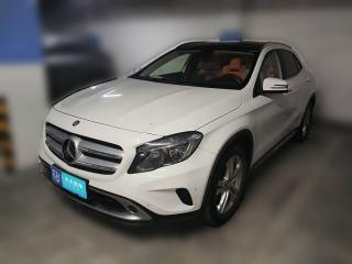 奔驰奔驰GLA2016款 GLA 200 动感型