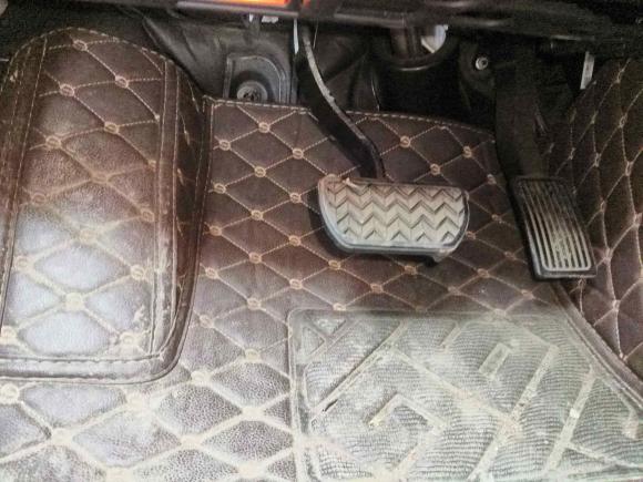 [青岛·鲁B] 二手魏牌魏牌 VV62020款 2.0T 两驱智护+