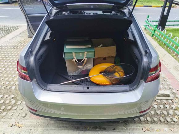 [南京·苏A] 二手斯柯达速派2016款 TSI330 DSG创行版