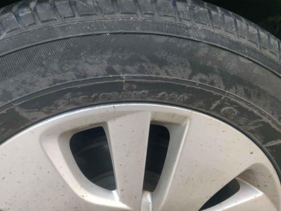 [武汉·鄂A] 二手铃木锋驭2014款 1.6L CVT两驱精英型