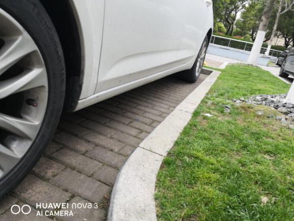 [上海·苏J] 二手别克威朗2018款 三厢 20T 双离合领先型