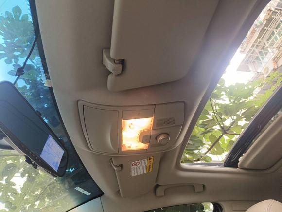 [上海·沪A] 二手荣威荣威e5502016款 尊享版