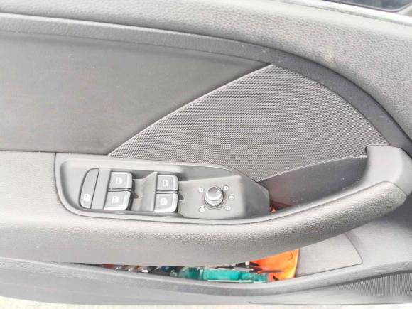 [上海·苏F] 二手奥迪奥迪A32016款 Sportback 35 TFSI 风尚型
