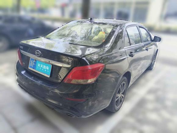 [嘉兴·浙F] 二手比亚迪速锐2015款 1.5L 手动豪华型