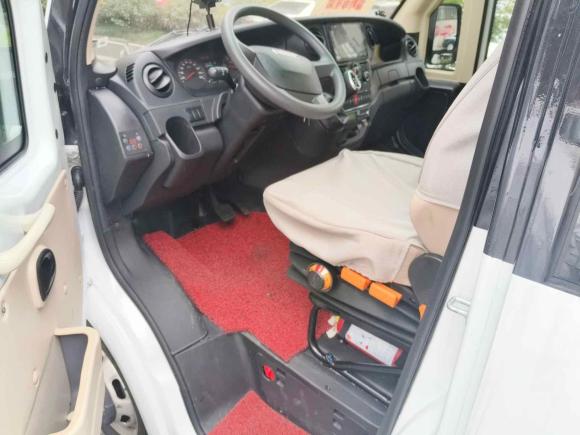 [台州·浙J] 二手依维柯依维柯欧风2021款 3.0T自动M2-32C营运客车高顶后双胎电动门F1C