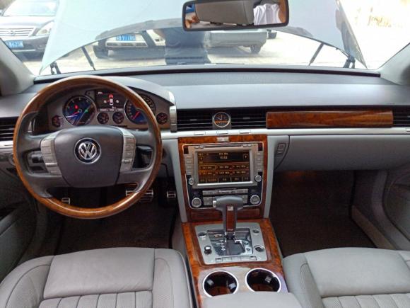 [深圳·粤B] 二手大众辉腾2009款 3.6L V6 5座加长舒适版