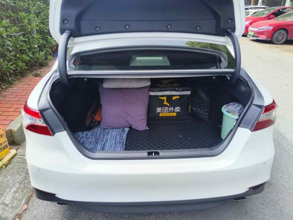 [上海·沪L] 二手丰田凯美瑞2018款 2.0G 豪华版