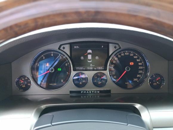 [深圳·粤B] 二手大众辉腾2009款 3.6L V6 5座加长舒适版