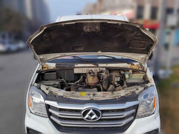 [无锡·苏B] 二手上汽大通MAXUS上汽大通MAXUS 新途V802018款 2.5T 6挡手动傲运通长轴中顶7/10座