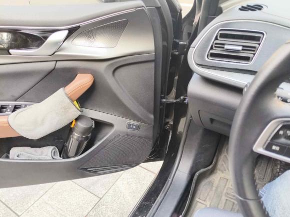 [南通·苏F] 二手比亚迪秦PLUS2021款 DM-i 120KM 尊贵型